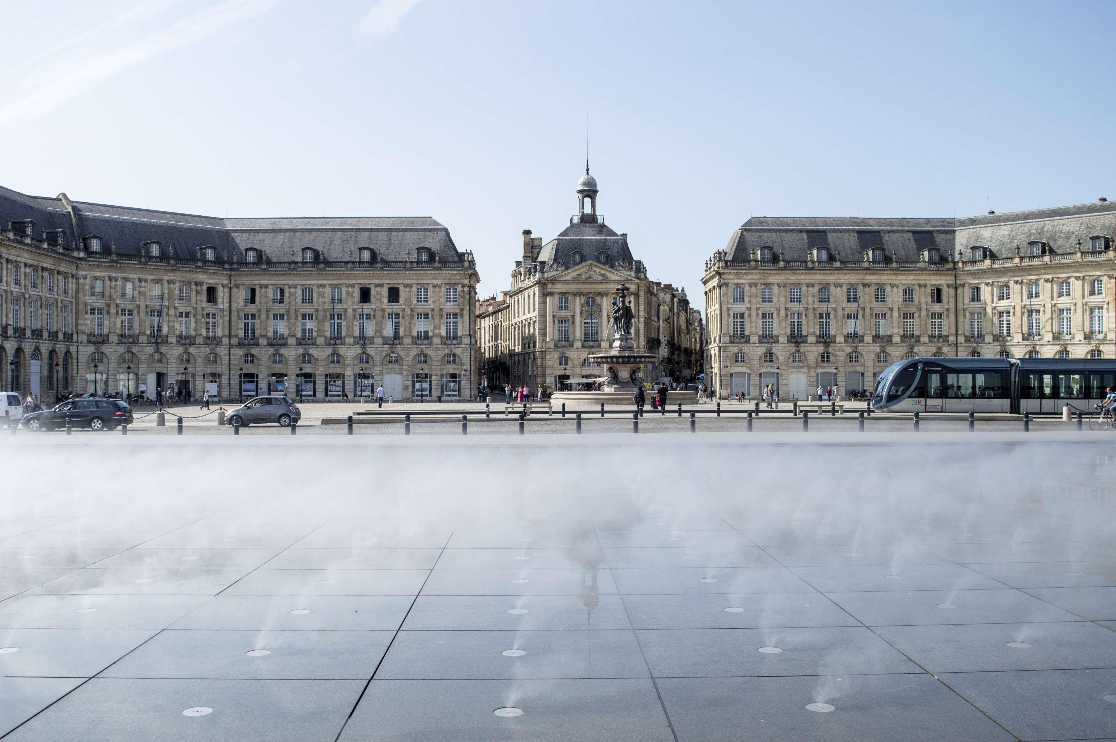 Kyriad Bordeaux Nord Sainte Eulalie Buitenkant foto